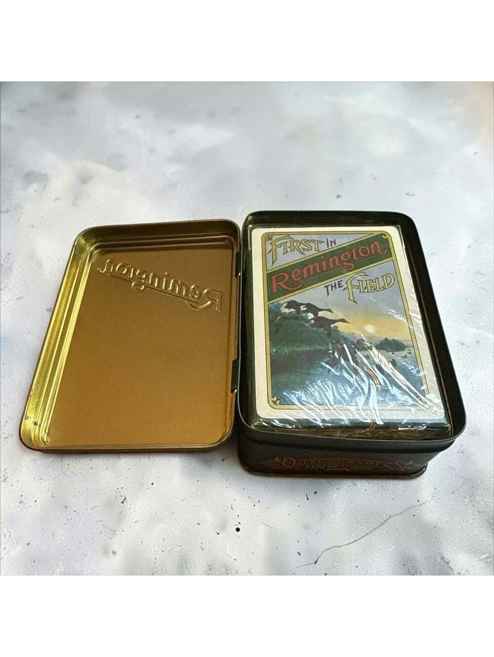 Remington Sportsmen's Playing Cards - First In The Field New in original Tin